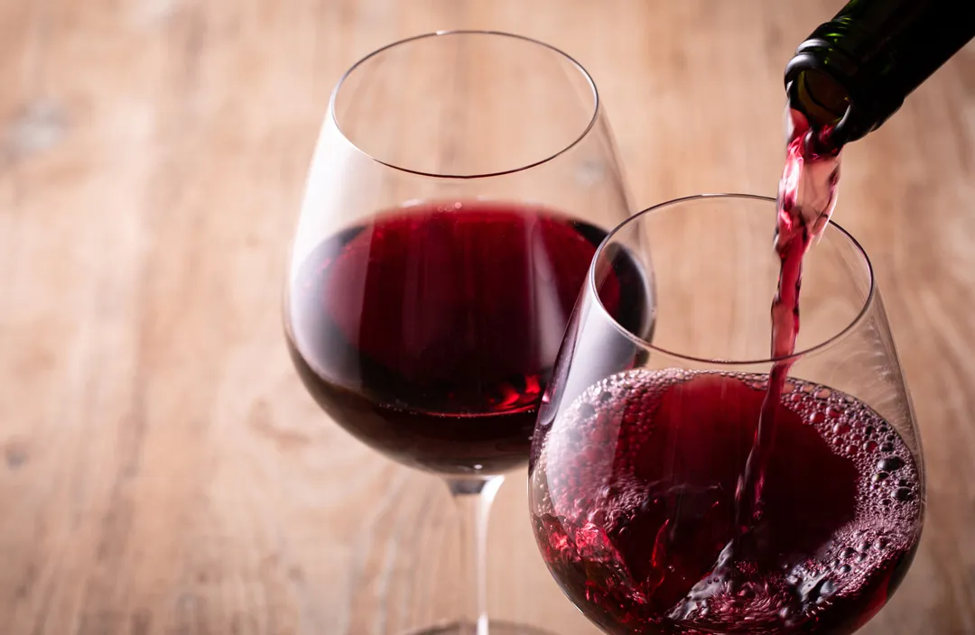 Vinho e Acessórios