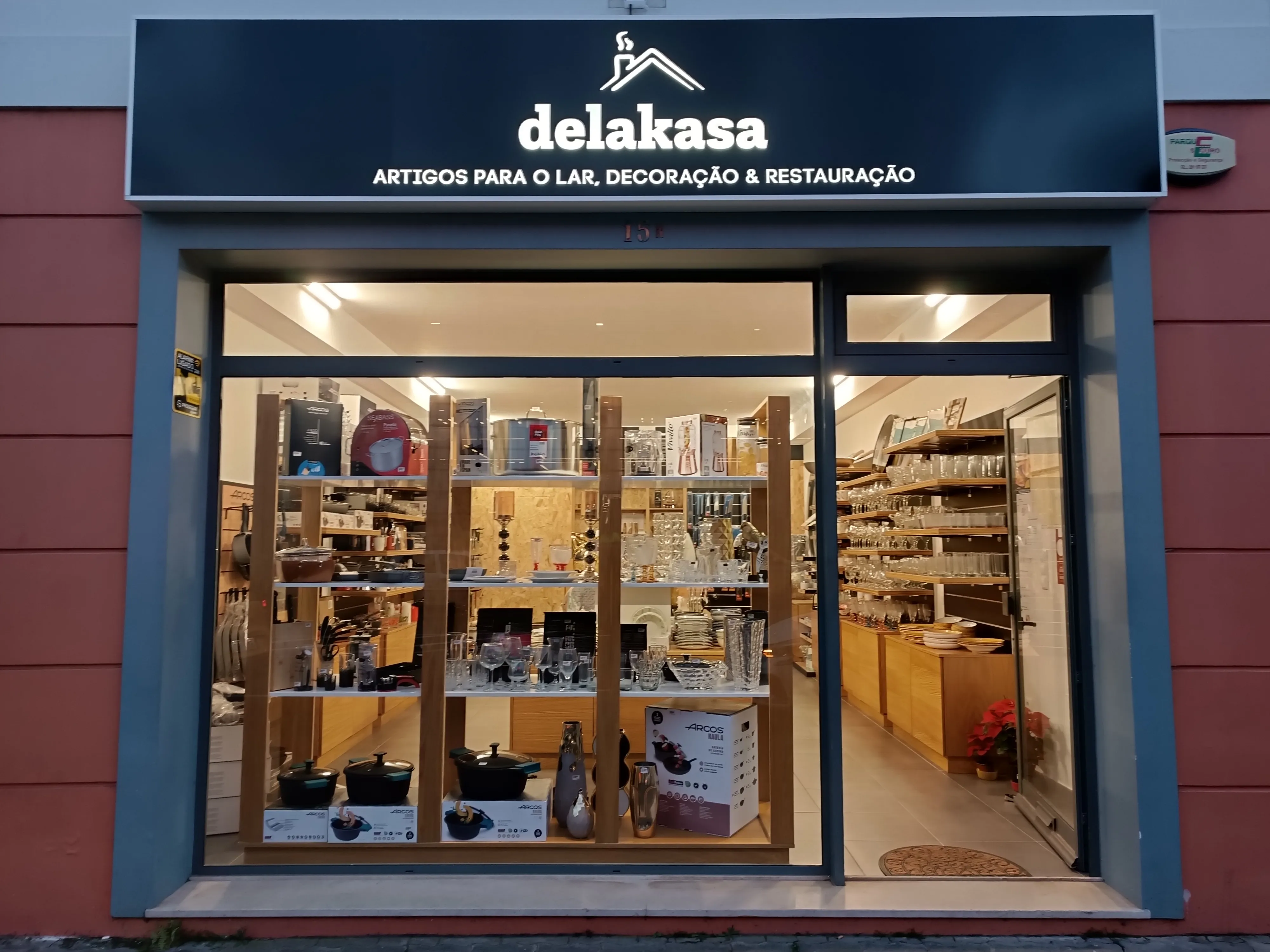 Sobre a delakasa